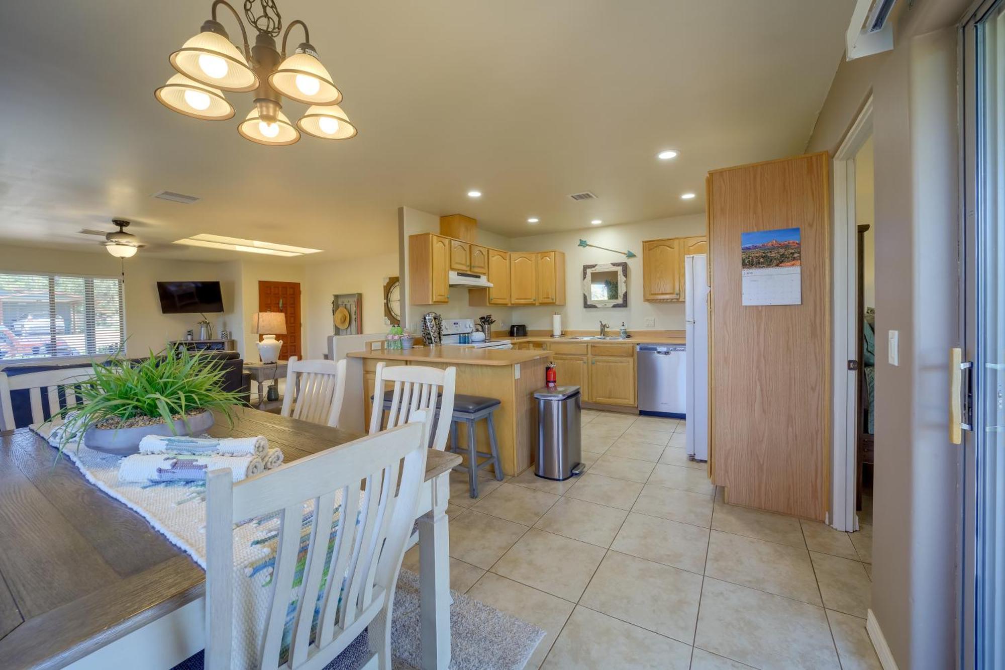 Red Rock Retreat With Patio 3 Mi To Downtown Sedona Villa Ngoại thất bức ảnh